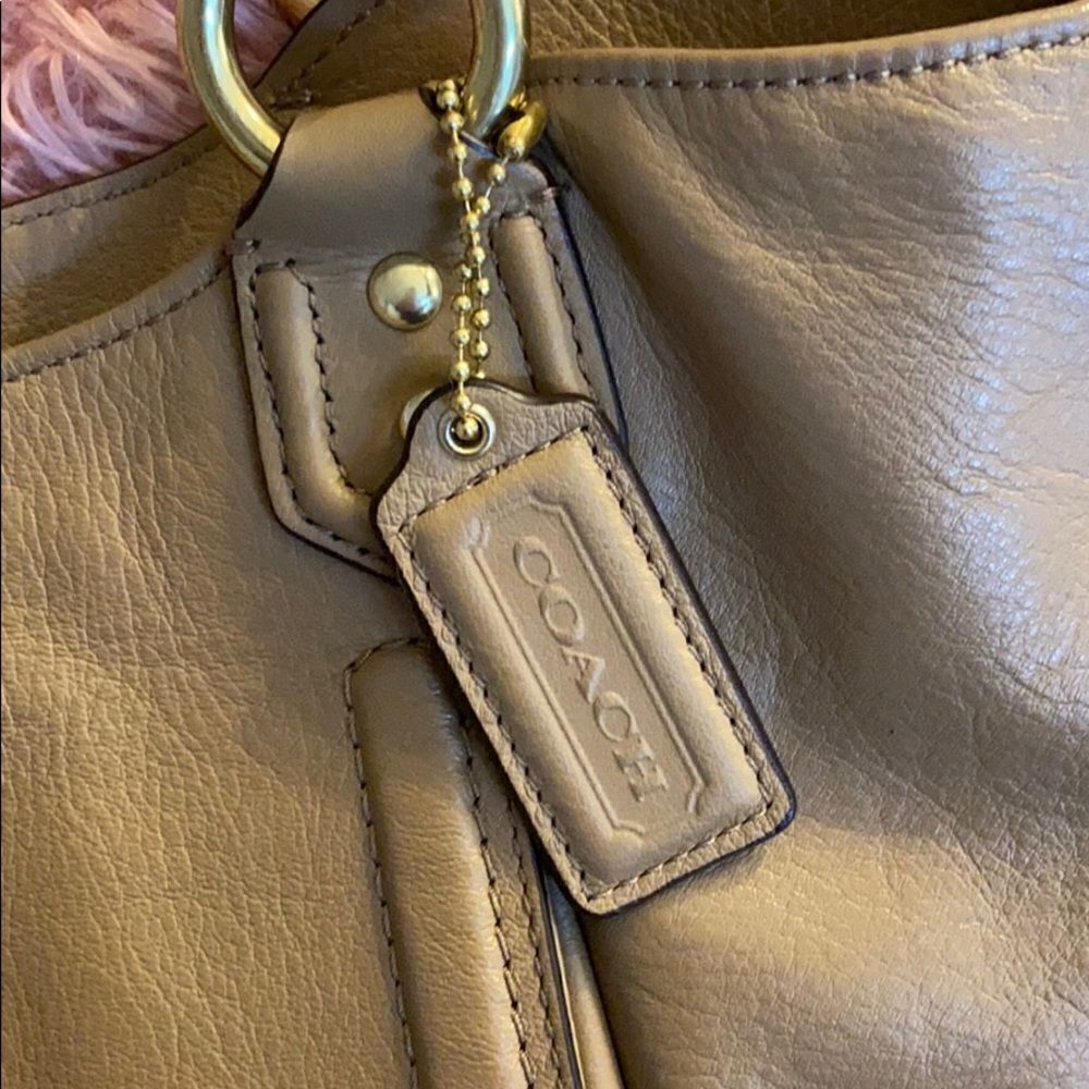 COACH Campbell Belle Genuine Leather Shoulder Bag in Dark Camel Brown - Picture 4 of 12